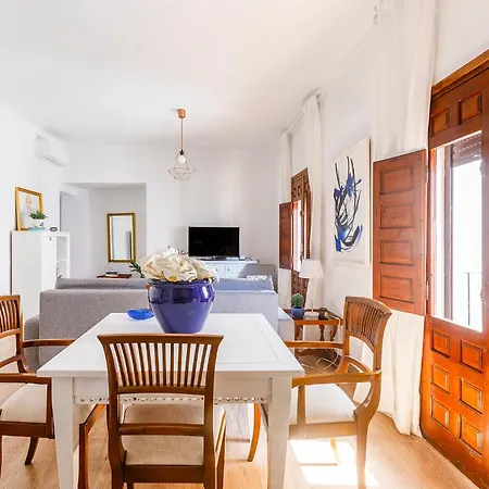 Casa Elodi, 3 Beautiful In Apartment